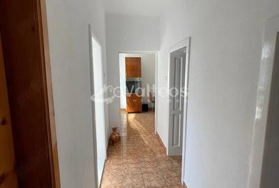 Casă cu 3 camere cu Teren 347 Mp în Central - 3