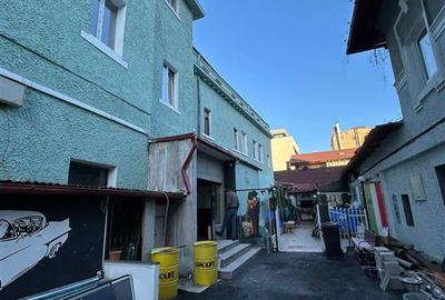 Cladire ultracentrala 1966 mp | consolidata | teren 1131 mp | Victoriei - Sfinti - 7