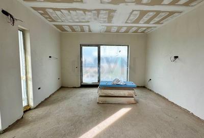 Casă individuală cu 3 camere cu Canalizare în Tunari - 2