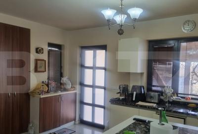 Proprietate deosebita cu teren generos, livada pe rod ?i - 10