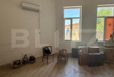 Casa Interbelica, 75 mp, zona Ultracentrala - 2