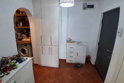 Apartament cu 2 camere decomandat în Canta - 11
