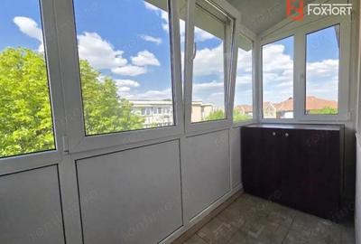Apartament cu 3 camere decomandat în Malul Mureșului