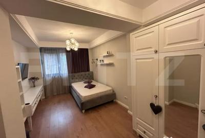 Apartament cu 4 camere în Central - 3