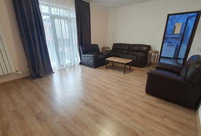 Apartament cu 3 camere semidecomandat în Pârneava - 12