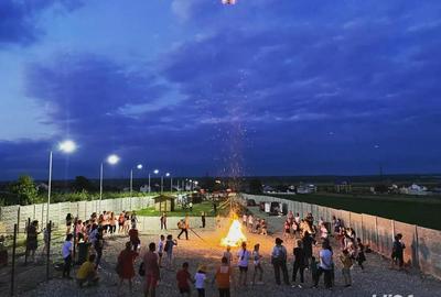 Spațiu comercial, de 320 mp, în Central - 7