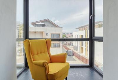 Apartament cu 2 camere decomandat în Tractorul