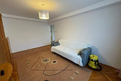 Apartament 2 camere, decomandat, 54mp, cartier Rovine, zona Parculet Rovine - 2