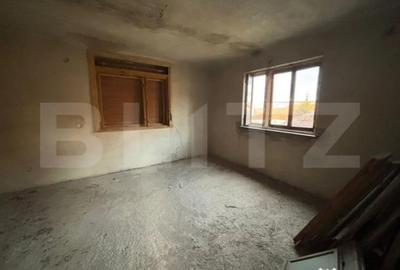 Casă cu 5 camere cu Teren 2200 Mp în Șimleu Silvaniei - 1