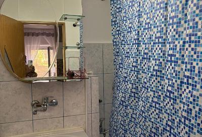 Garsonieră decomandată în Petros