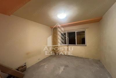 Garsoniera la parter in zona Lipovei - 3