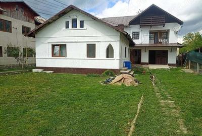 Casa de vanzare oferta doua la pre? de una - 2