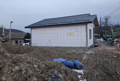 Casă cu 3 camere cu Teren 450 Mp în Chicerea - 4