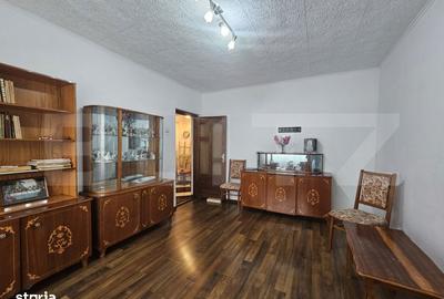 Apartament cu 3 camere decomandat, mobilat în Nicolina - 9