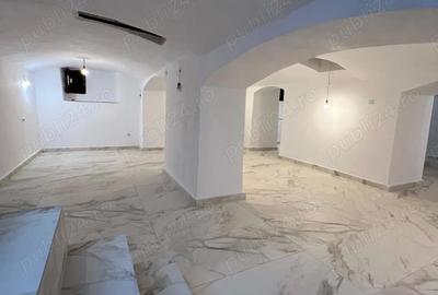 Spațiu comercial, de 91 mp, în Central - 9