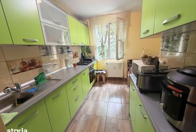 Apartament cu 4 camere decomandat în Rahova - 7