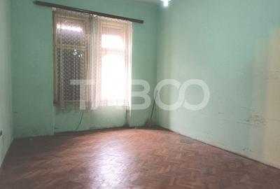 Spatiu de birouri de inchiriat compartimentat 70 mpu in centru Sibiu