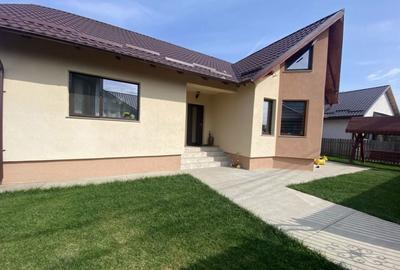 Casă cu 3 camere în Letea Veche - 5