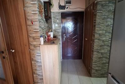 Apartament cu 2 camere decomandat în Exterior Vest - 3
