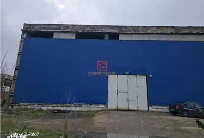 Spațiu comercial, de 17,500 mp, în Central - 7