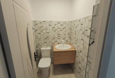 Spațiu comercial, de 37 mp, în Central - 5