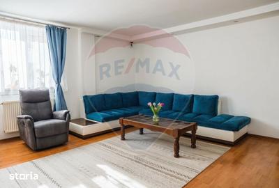 Casă cu 8 camere cu Teren 946 Mp în Central - 2