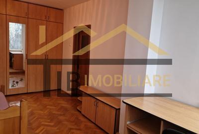 Apartament cu 3 camere semidecomandat în Cornișa - 3