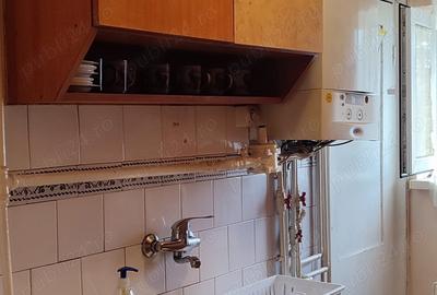 Apartament cu 2 camere bucatarie hol camara baie - 2