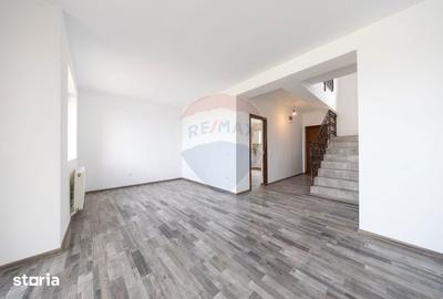 Casă cu 3 camere cu Teren 177 Mp în Sânpetru - 4