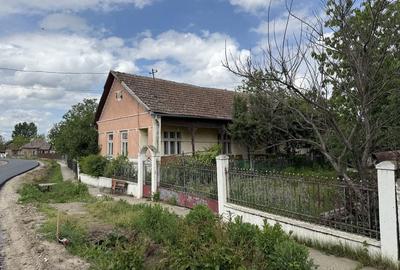 Casă cu 3 camere în Central - 2