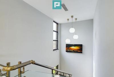 Spa?iu comercial modern cu parcare proprie - 11