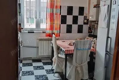 Apartament cu 3 camere semidecomandat în Trivale - 2