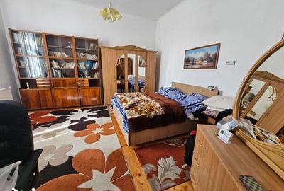 Casă cu 3 camere cu Teren 500 Mp în Central - 3