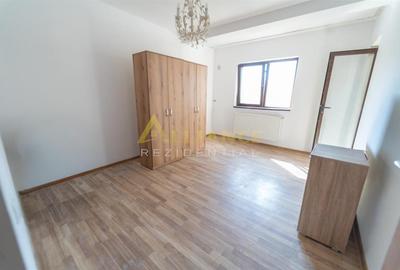 Casă cu 4 camere cu Teren 122 Mp în Central - 10