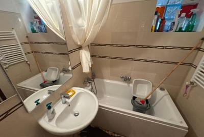 Centru - 2 camere - Centrala - Magazie - Curte - 11