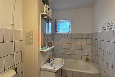 Apartament cu 2 camere decomandat, mobilat în Micro 5 - 13