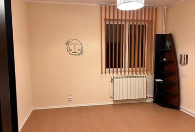 Casă cu 4 camere cu Canalizare în Domenii - 3