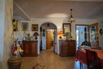 Casă cu Teren 1800 Mp în Izvorani - 1
