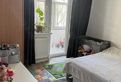 Apartament cu 3 camere semidecomandat în Gara de Nord - 1