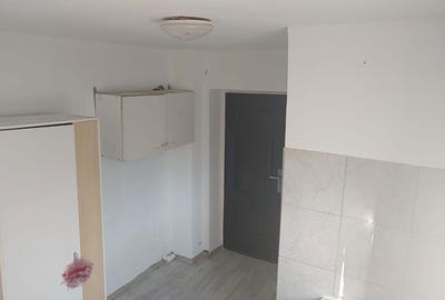 Garsonieră semidecomandată în Săcele - 4