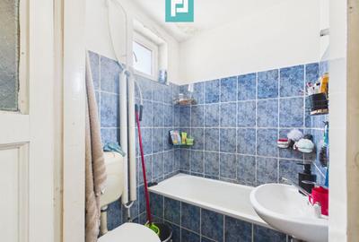 Apartament cu 2 camere semidecomandat, mobilat în Valenta - 8