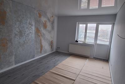 Casă cu 5 camere cu Teren 250 Mp în Central