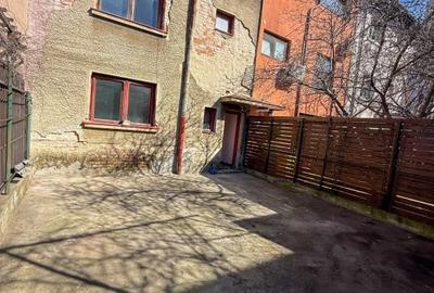 Casă cu 5 camere cu Canalizare în Vatra Luminoasă - 16