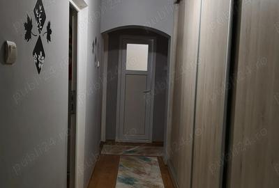 Vand apartament 4 cam, Pa?cani decomandat 80 mp, mobilat ?i utilat complet 88000euro - 2
