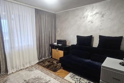 Apartament 2 camere renovat, mobilat, zona Cosbuc – Tribunal, etaj 6 - 12