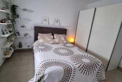 Apartament cu 2 camere semidecomandat, mobilat în Pajura - 7