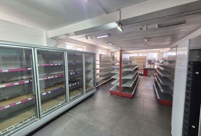 Spatiu comercial 109,54 + 2 locuri de parcare - Varteju - 4