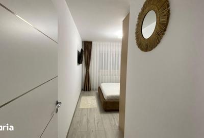 Apartament cu 3 camere semidecomandat în Lazaret
