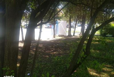 Spațiu comercial, în Take Ionescu - 3