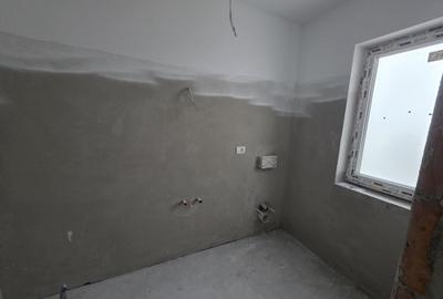 Casa cu 4 camere COMISION 0 - 8